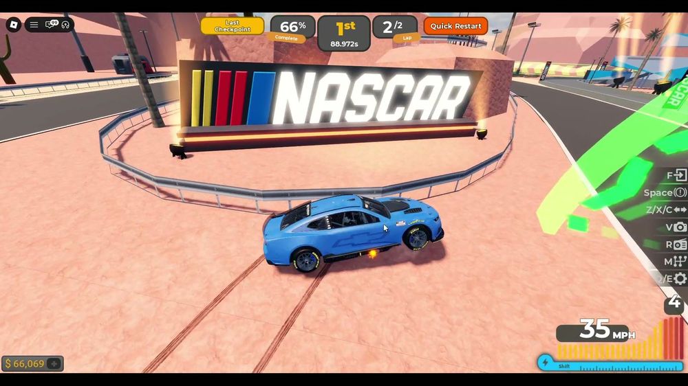 Race HUD: lap 2/2, position 1st, 66% of track done, distance to the last checkpoint, lap t